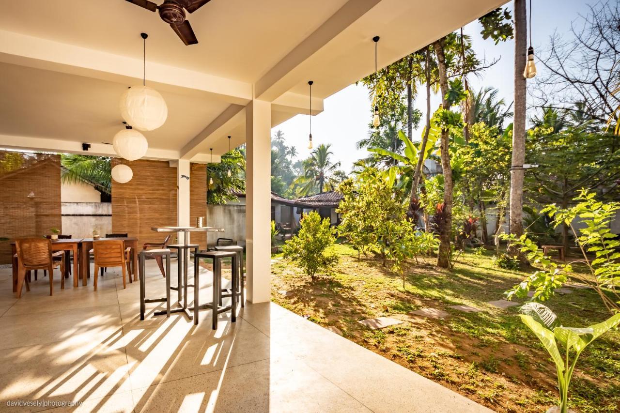 Dorian Guest House And Restaurant Weligama Exterior foto